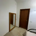 Nyaraló Linuccio *
